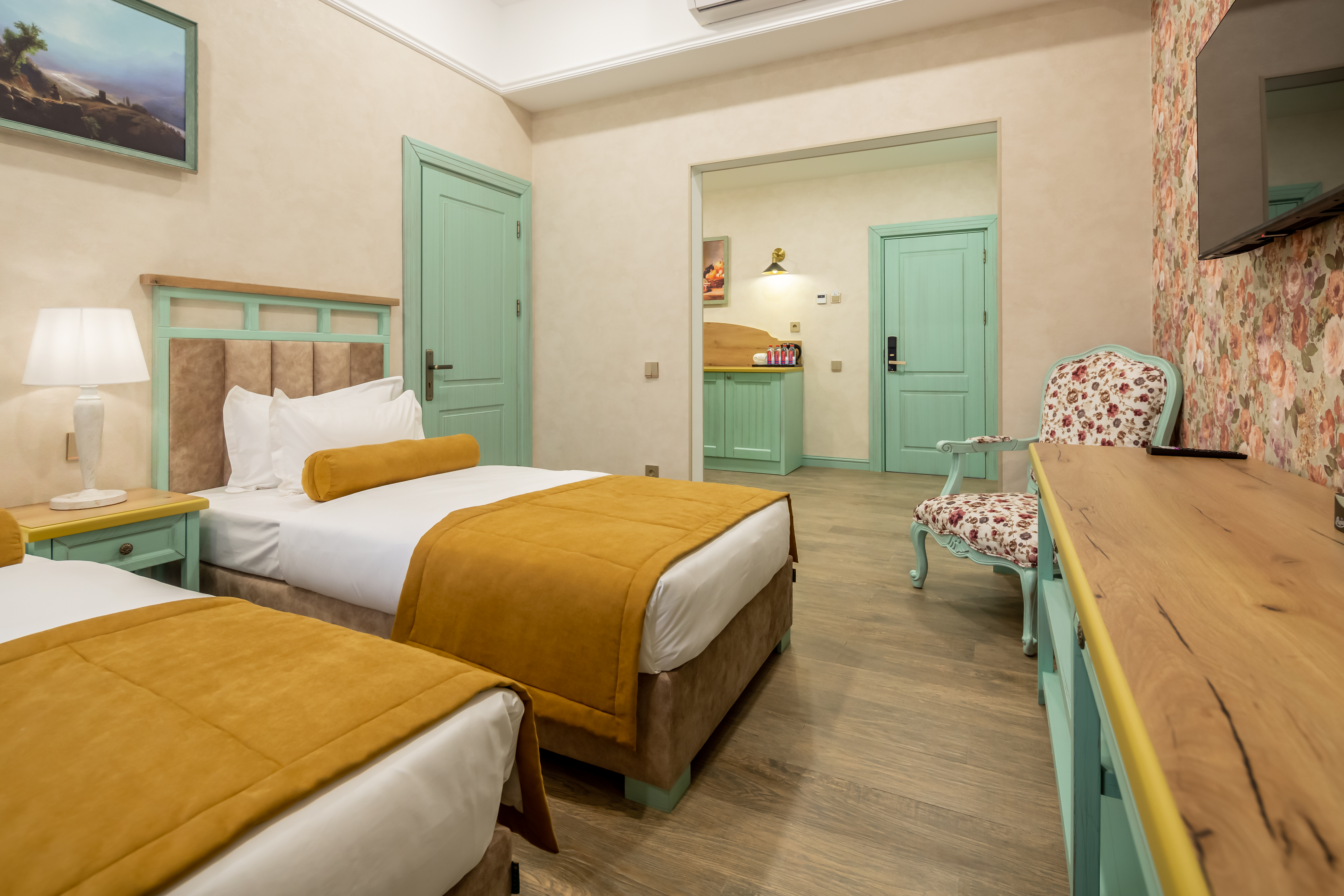 Deluxe Apartment